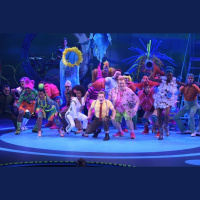 Dārgās teātra seriāla biļetes un citi zvēri