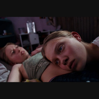 Saules Bļuvaites filma Izlecējas - stāsts par sevis meklējumiem pusaudža gados