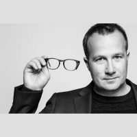 Islandiešu rakstnieks Magnasons: Ja vien mēs varētu apturēt laiku, kad vajadzīgs…