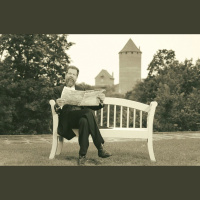 Oktobris - Krišjāņa Barona mēnesis. Siguldā svin Dainu tēva 190. gadskārtu