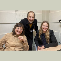 Gleizds, šķēres, papīrīt’s - jauna izstāde Medicīnas vēstures muzejā