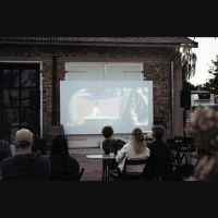 Četrās Latvijas pilsētās norisināsies brīvdabas kino festivāls ..glāzi kino, lūdzu!