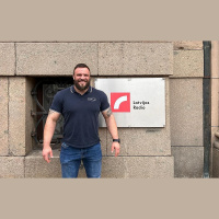 Spēkavīru sports: Aivars Šmaukstelis nesen labojis trīs Ginesa rekordus