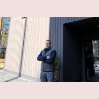 Basketbola tiesnesis Oļegs Latiševs Baltezerā izveidojis unikālu basketbola treniņu centru