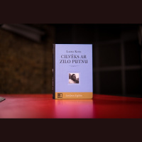 Laimas Kotas literāri teatrālā versija par Anšlavu Eglīti - romāns Cilvēks ar zilo putnu