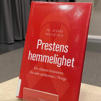 Prestens hemmelighet. 40 år etter aidsepidemien kom til landet.