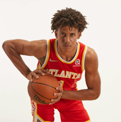 Keleten-nyugaton Podcast