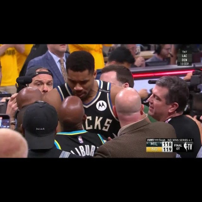 Keleten-nyugaton Podcast