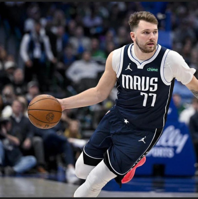 Keleten-nyugaton Podcast