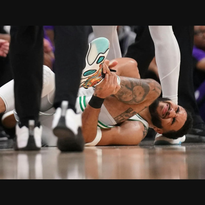 Keleten-nyugaton Podcast