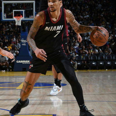 Keleten-nyugaton Podcast