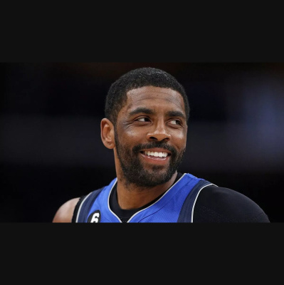 Keleten-nyugaton Podcast