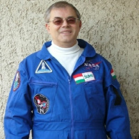 Űrmúzeum, űrfa, űrkutatás. Beszélgetés Schuminszky Nándorral