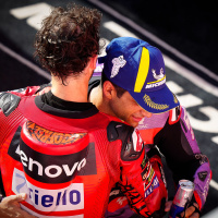 Pitlane #105 - Vigyük végig, oké?!