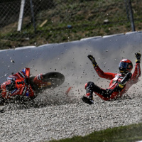 Pitlane #93 - Megtört átok, könyes búcsú és összevissza nyilatkozó csapatvezetők