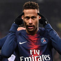 Párizsba beszökött az összeesküvés | Egri Viktor