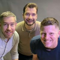 Nápolyi penthouse, manchesteri pince | Vályi Bence