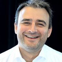 Deník N: Jak podniká publicista Ján Simkanič