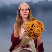 138: Kimcsikereső kisködmön