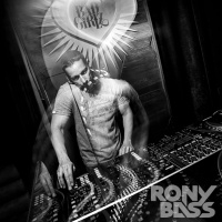 RONY-BASS-LIVE@BADGIRLZ-2016-08-05
