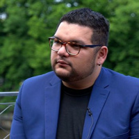 Desetiminutovka Plus: Snem Štefana Baloga je otevřít gymnázium