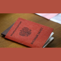  „Mai bine în codru decât la război!”. Un IT-ist rus s-a ascuns de mobilizare în pădure