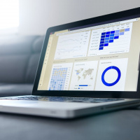 084: Web Almanac, Újabb Apple-Facebook viadal, és pár hasznos érdekesség