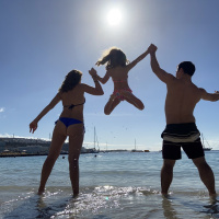 S08E09 Nyaralás után terror Londonban...