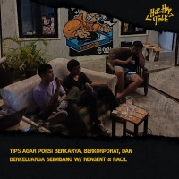 Eps. 30: Tips agar porsi berkarya, berkorporat, dan berkeluarga seimbang w/ Reagent dan Racil (Podcast live @Ngamprak 5)
