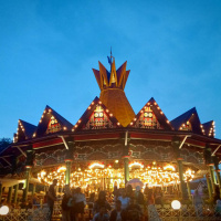 #4 Cinta beda stasiun