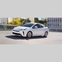 Why Toyota Is Betting on Hybrid Technology
