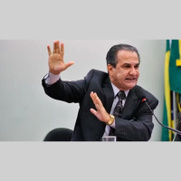 Malafaia pressiona Bolsonaro por cargo no PL para Wajngarten, mostra áudio