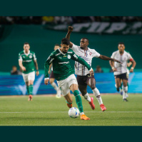 Palmeiras goleia a LDU e avança à final da Libertadores