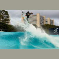 Como funciona uma piscina de ondas: entenda a tecnologia que levou o mar à cidade
