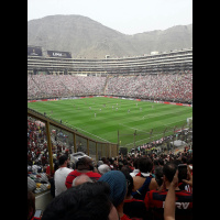 Com voos a Lima quatro vezes mais caros, palmeirenses e flamenguistas apelam para o ônibus