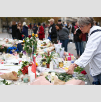 França faz dia de memória dos 10 anos dos ataques terroristas de 2015 em que mais de 130 morreram
