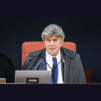 Voto de Fux no julgamento de Bolsonaro entra na lista dos mais longos da história do STF