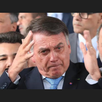 Imprensa internacional repercute início da execução da pena de Bolsonaro e aliados