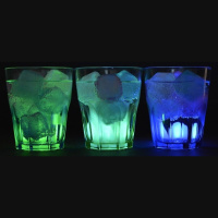 Bares e restaurantes de BH suspendem venda de destilados após casos de bebidas com metanol