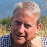 The Desk Killers of History, with Dan Gretton and Ros Urwin