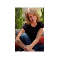 34: Natural Solutions for Menopause with Dr Holly Lucille