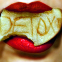 Episode #210: What Is Detoxification and How Can You Detox Your Body?