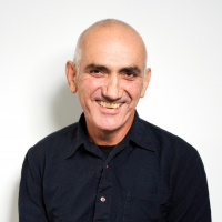 Aussie Music Legend Paul Kelly reminisces about his childhood in Adelaide 