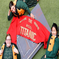 Westminster School students use maths to prove if there was room for Titanics Jack and Rose on the floating door