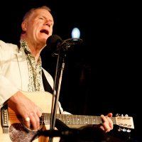 Loudon Wainwright III: Please Discover Me Now!