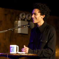 Luka Kain: Pikachu, Strike A Pose