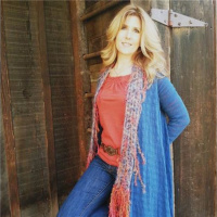 Fighting Adrenal Fatigue Naturally with Laura Vann