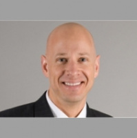 							 Wayne Myers, Karna COO, 2013 HIT Leadership Summit Chair  Host Globalspeak President Frank Baia 							