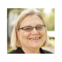 							 Diana McKenzie, Hunter Maclean Partner  IT and Outsourcing Department Chair 							