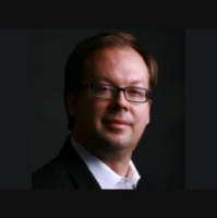 							 Robert Grashuis, OneSpring CIO  Host Globalspeak President Frank Baia 							